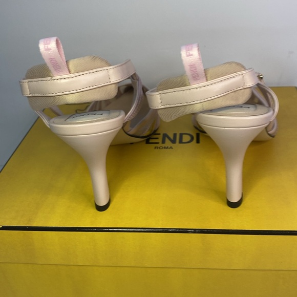 💯 - New Authentic FENDI leather and mesh high-heeled slingbacks - Picture 12 of 17